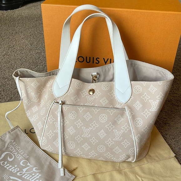 Louis Vuitton Cabas Ipanema PM Sandy - Picture 1 of 17